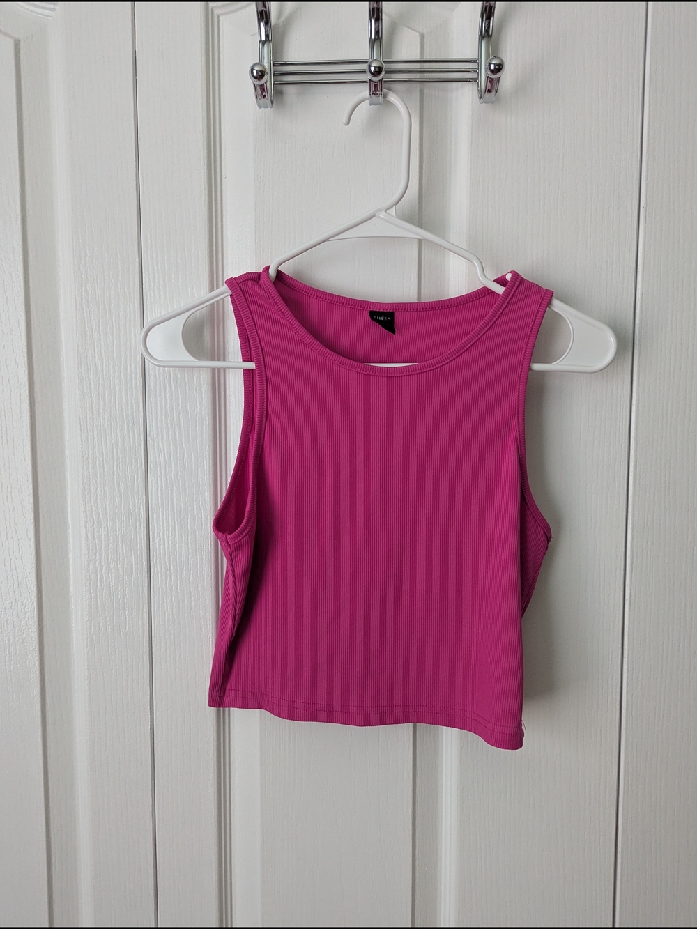 SHEIN Magenta Ribbed Cropped Tank Top